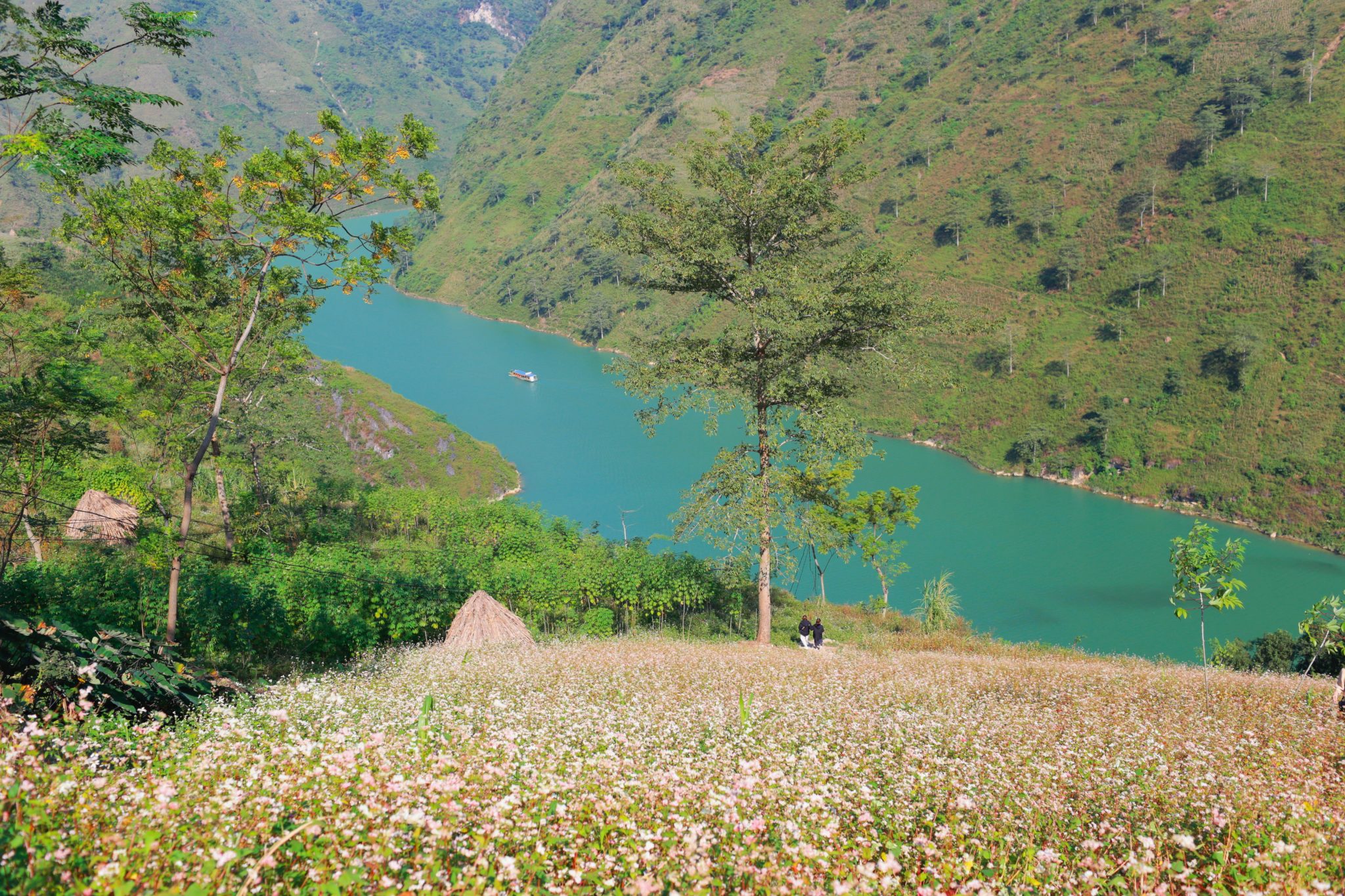 du lich ha giang tu tuc